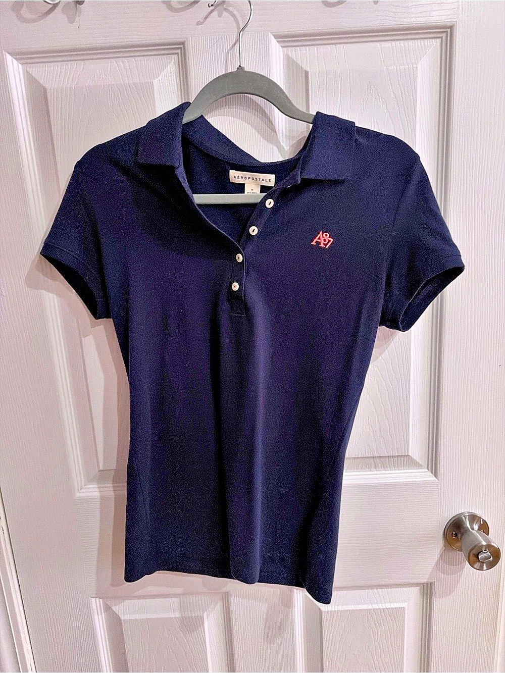 Medium Navy Blue Aéropostale Collared Shirt
